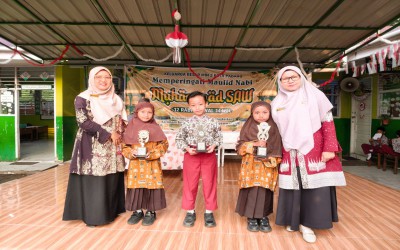 Prestasi Membanggakan! Siswa MIN 2 Kota Padang Raih Juara Lomba Mewarnai